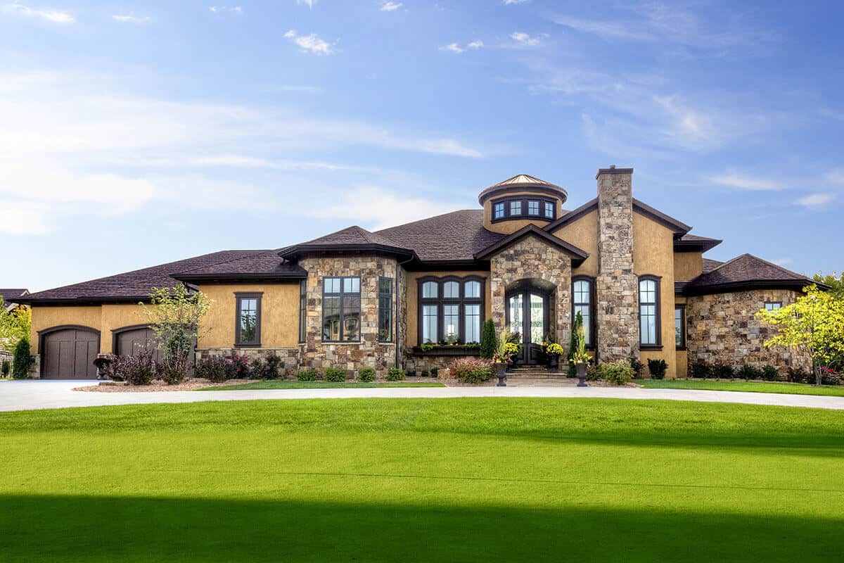 Luxury Tuscan House with Finished Walkout Basement