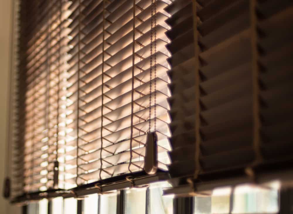 What are Faux Wood Blinds?