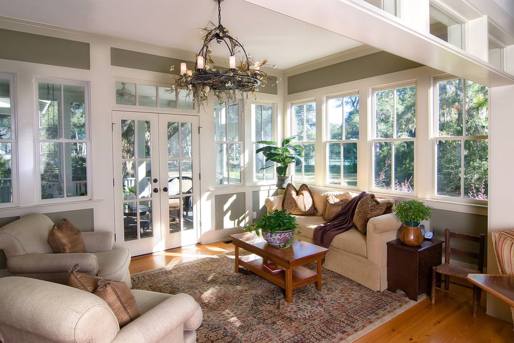 Tropical sunroom looking elegant with its aesthetical arrangement.