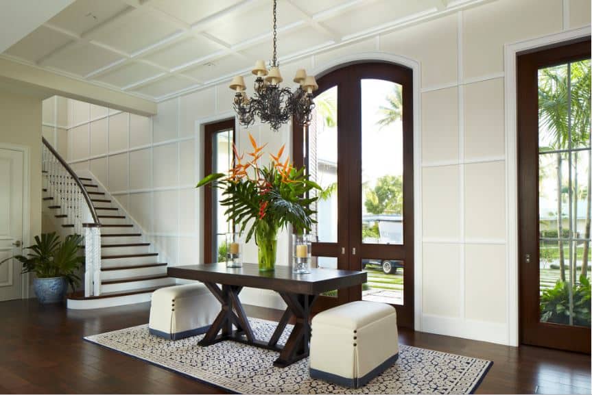 15 Terrific Tropical Style Foyer Inspirations